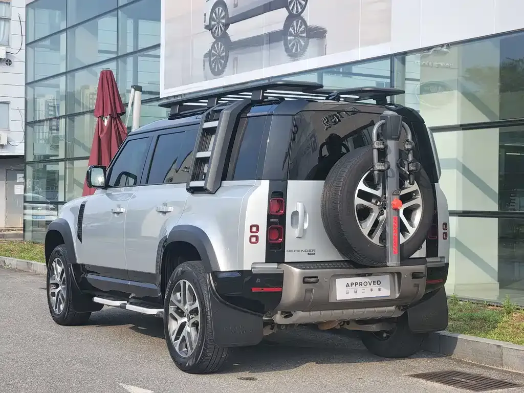 Land Rover Defender — фото 9