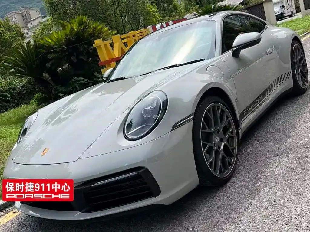 Porsche 911