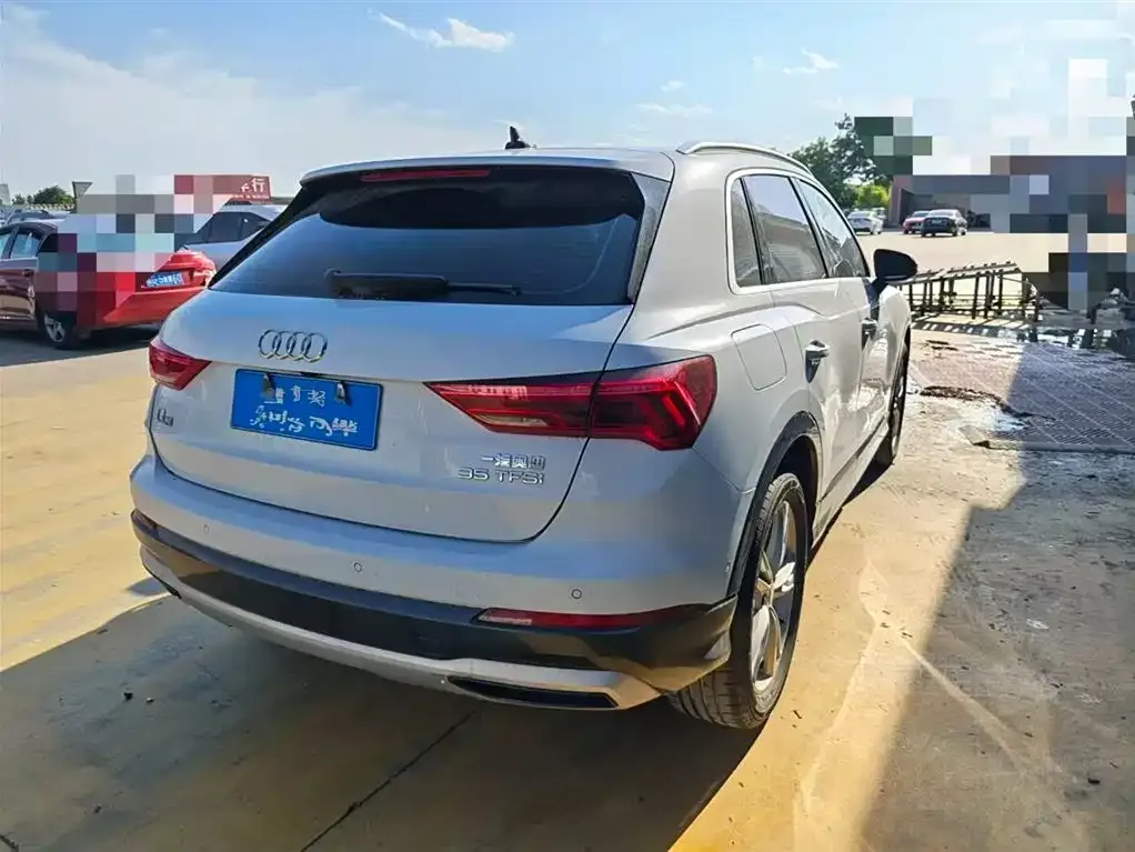 Audi Q3 — фото 3
