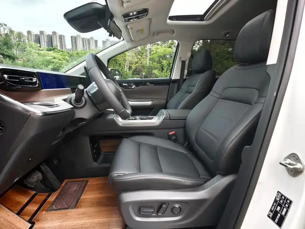 GAC Motor 传祺E8 PHEV 2024 из CN, фото 2