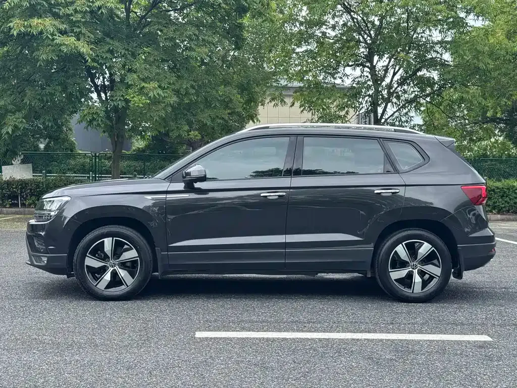 Volkswagen Tharu — фото 8