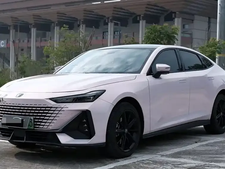 Changan UNI-V iDD