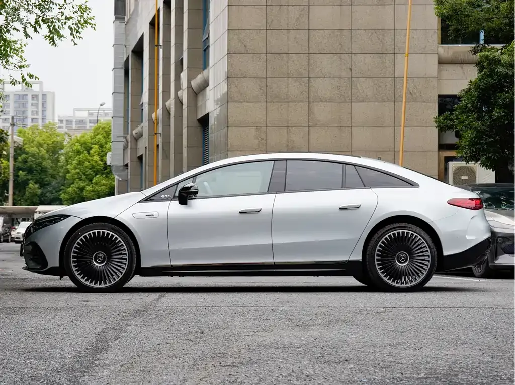 Mercedes-Benz EQS AMG 2024 из CN, фото 2
