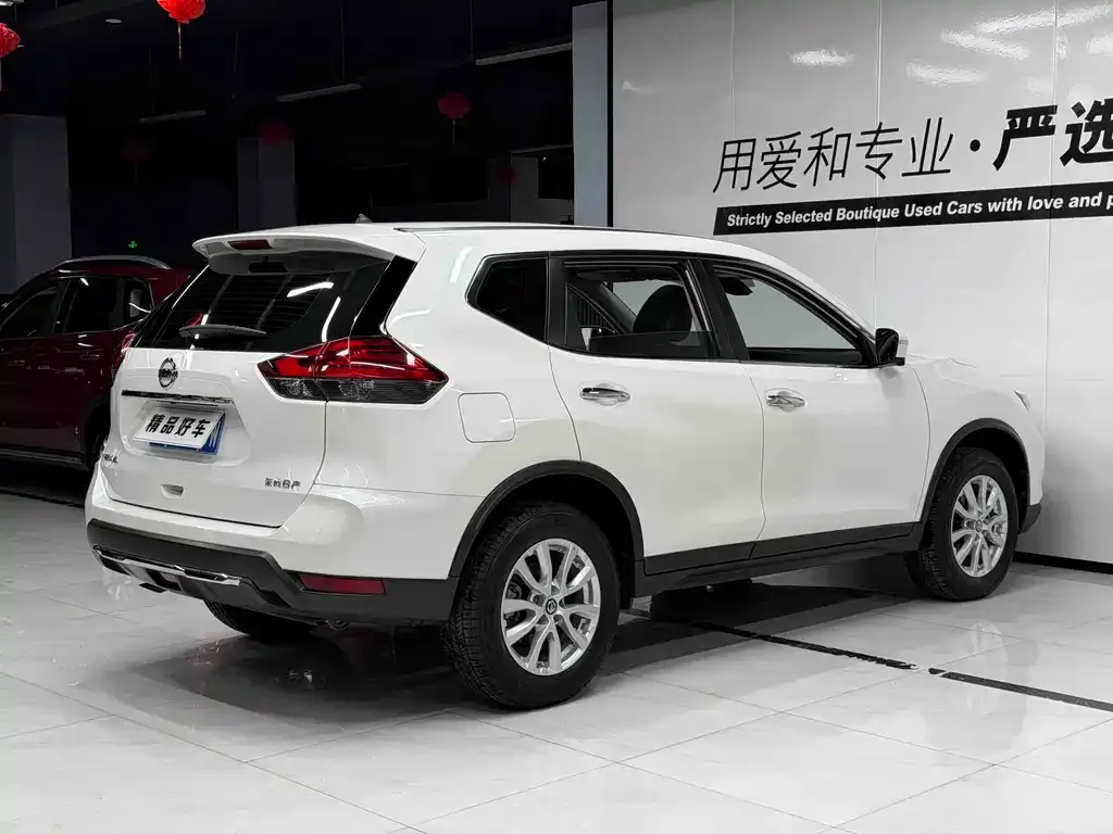 Nissan X-Trail — фото 4