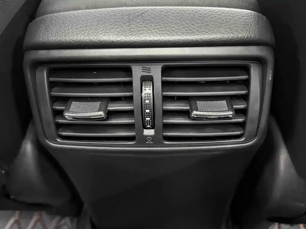 Nissan X-Trail — фото 5