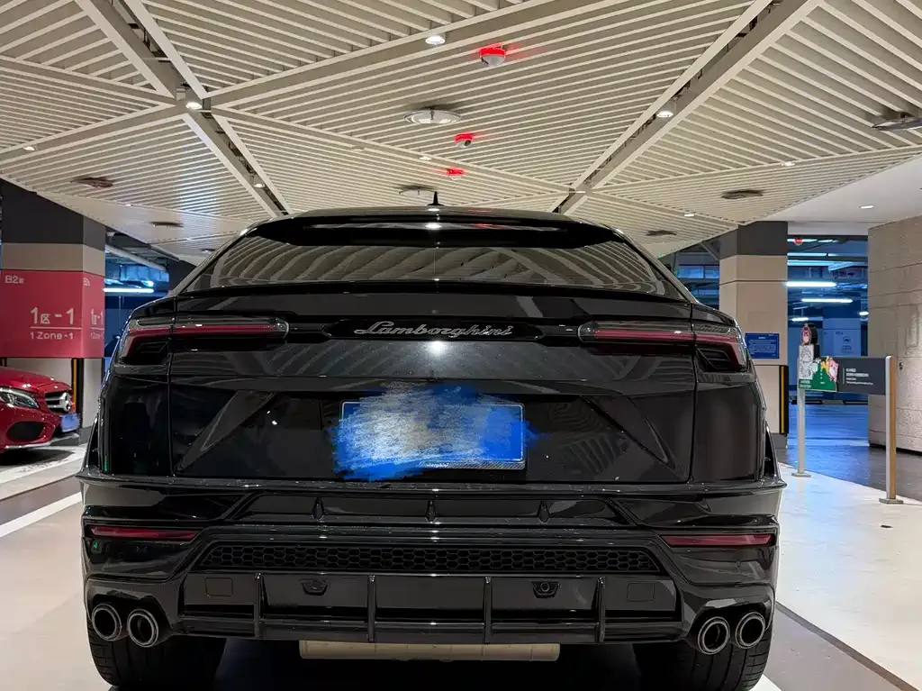 Lamborghini Urus — фото 6