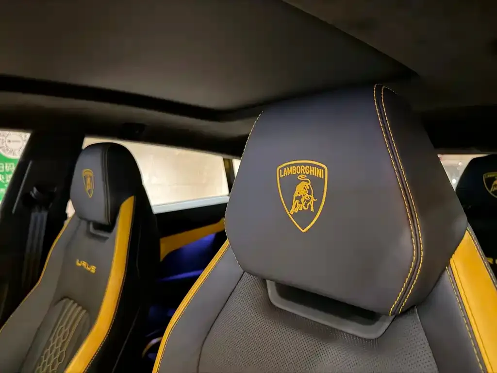 Lamborghini Urus — фото 2