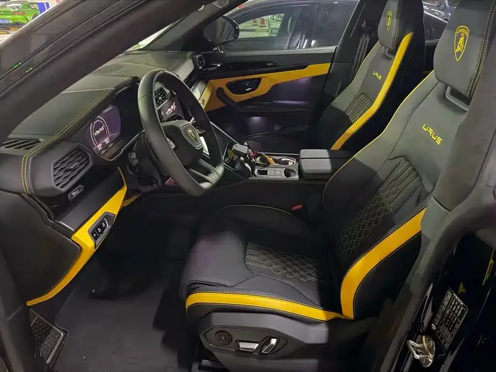Lamborghini Urus — фото 5