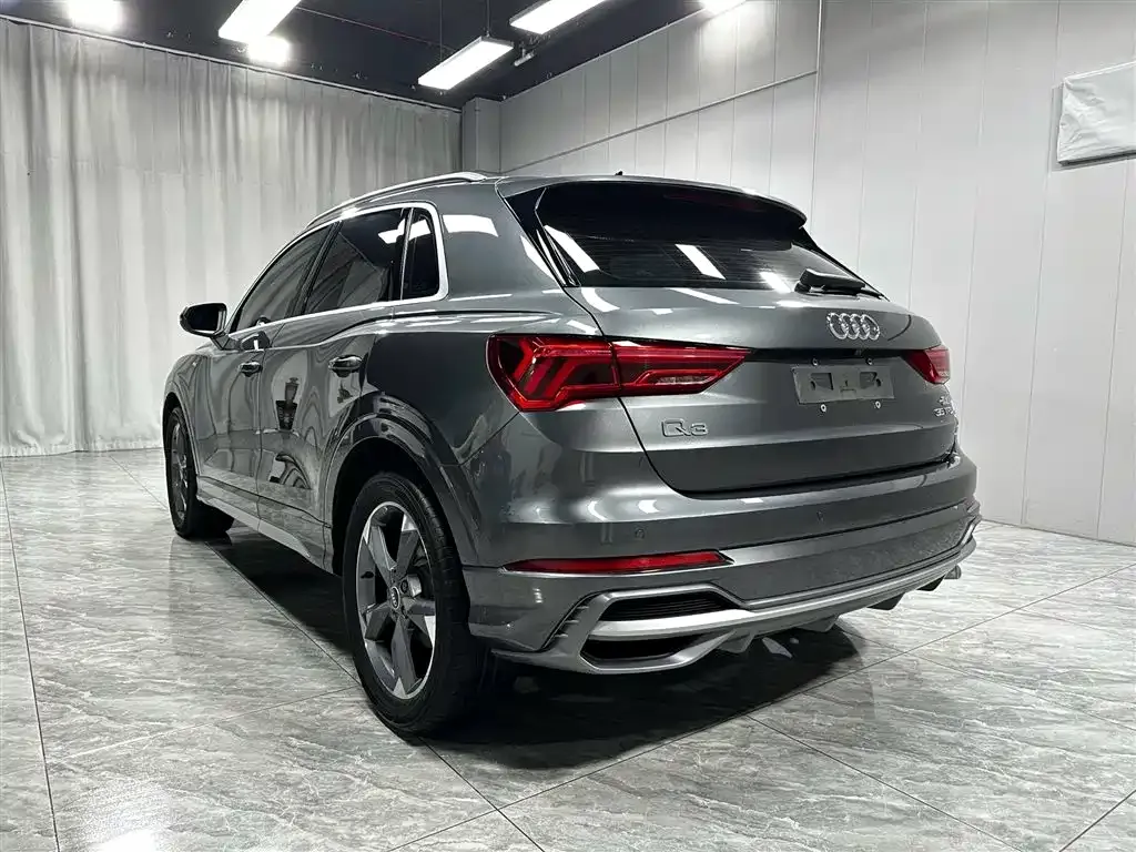 Audi Q3 — фото 6