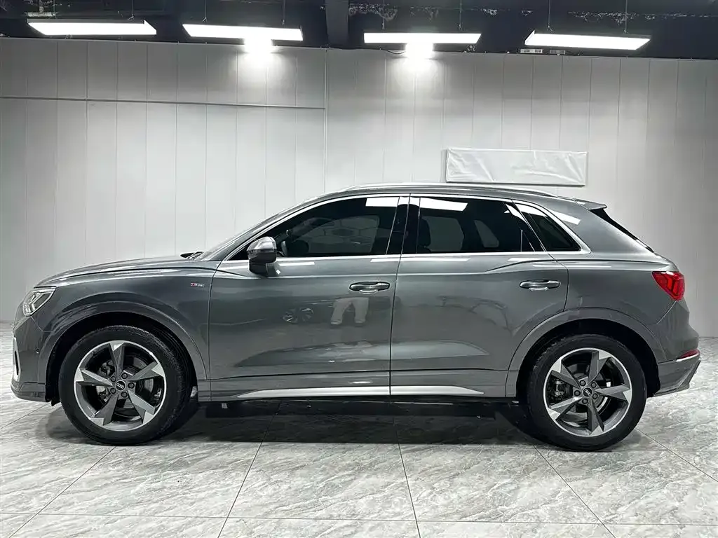 Audi Q3 — фото 2