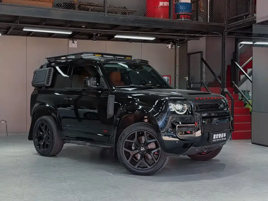 Land Rover Defender — фото 10
