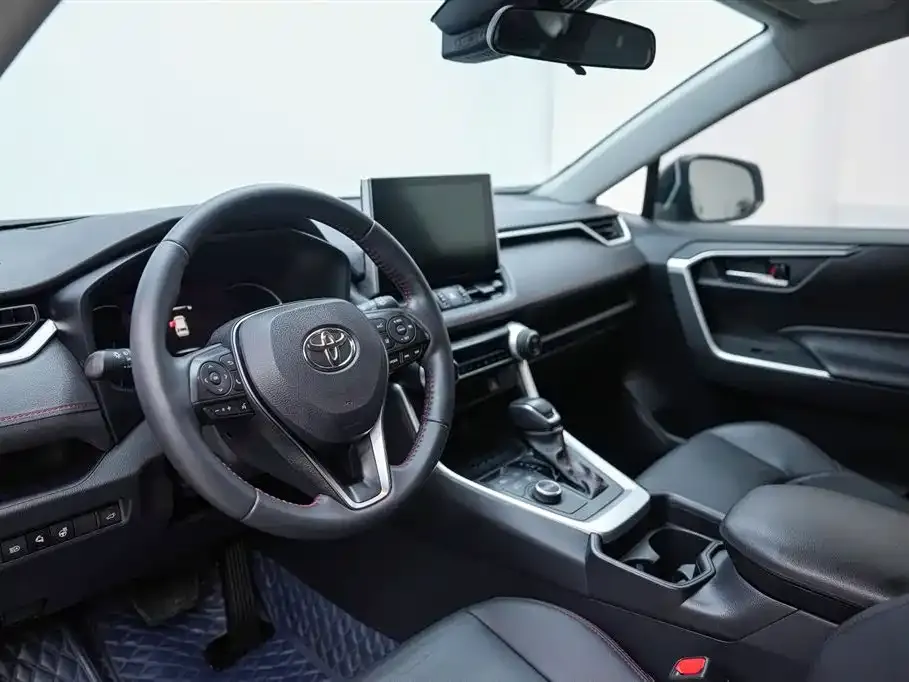 Toyota Wildlander New Energy 2022 из CN, фото 2