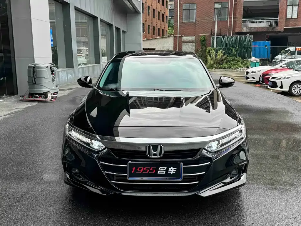 Honda Accord — фото 6