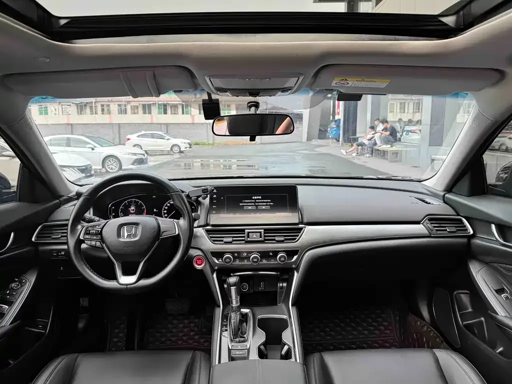 Honda Accord — фото 2