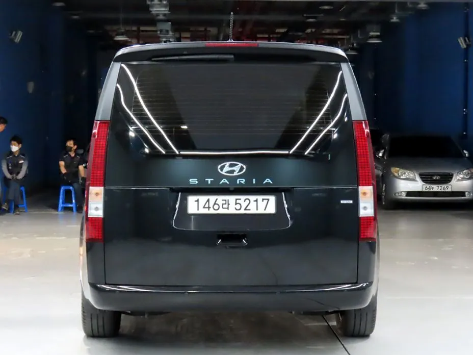 Hyundai Staria — фото 2