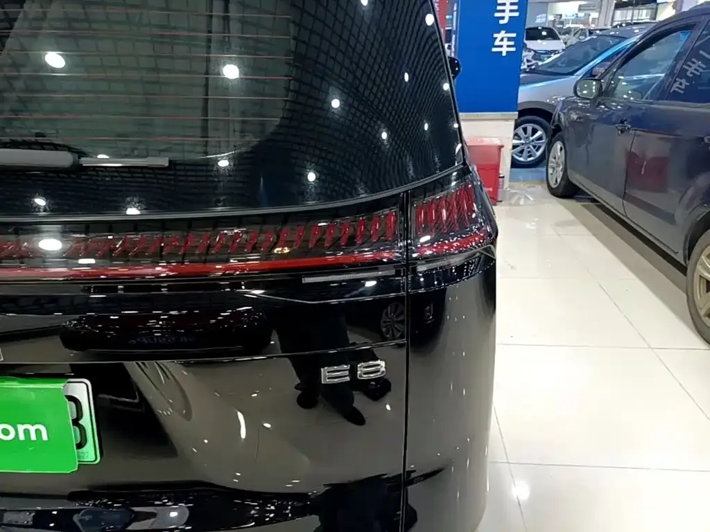 GAC Motor 传祺E8 PHEV 2024 из CN, фото 2