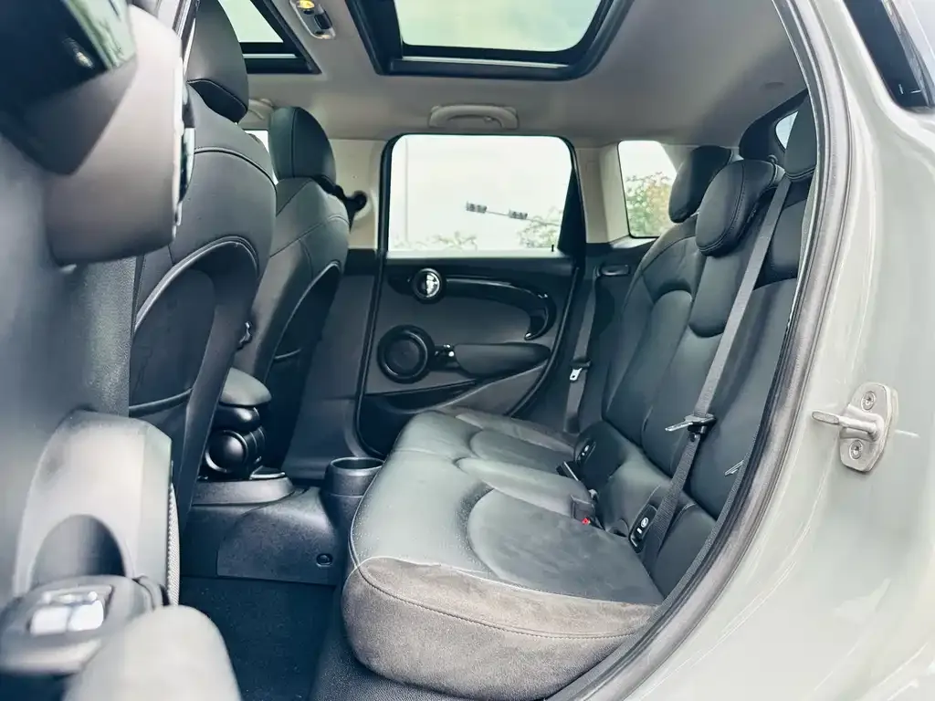 MINI Cooper (3-door) 2021 из CN, фото 9
