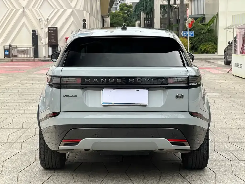 Land Rover Velar — фото 4