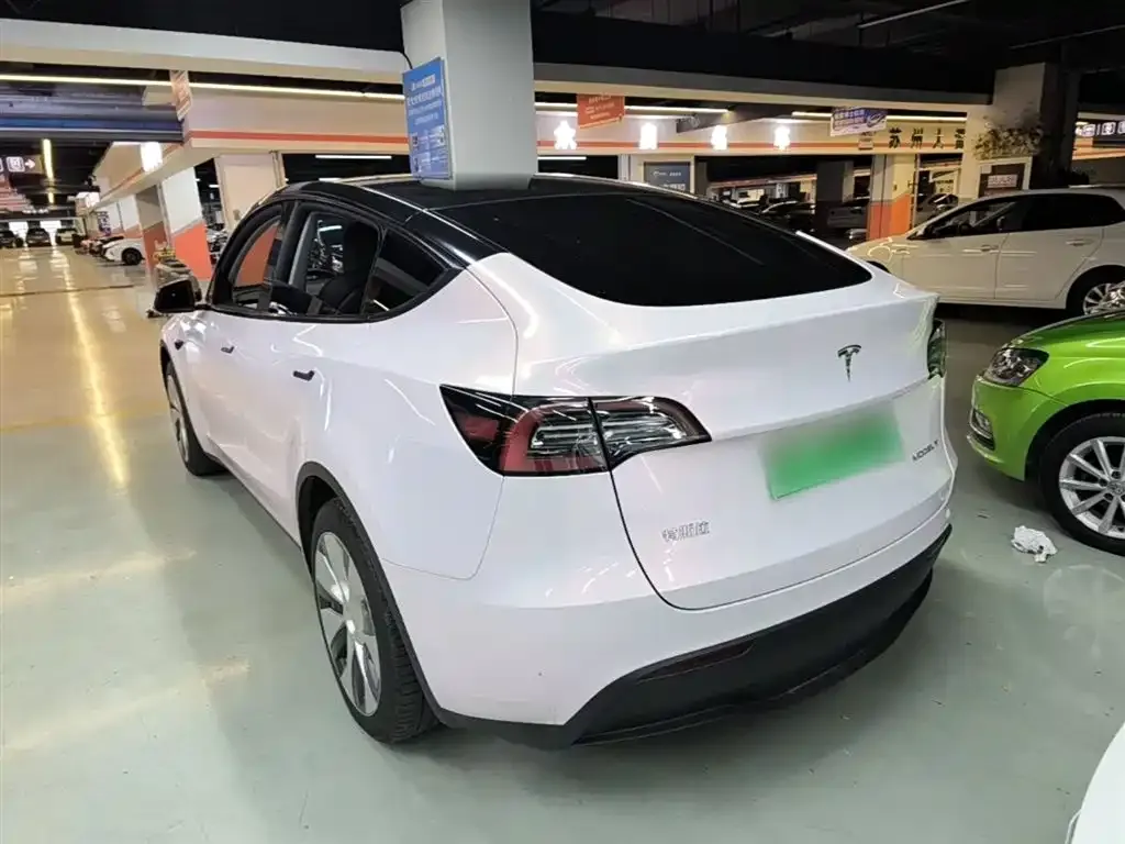 Tesla Model Y 2023 из CN, фото 4
