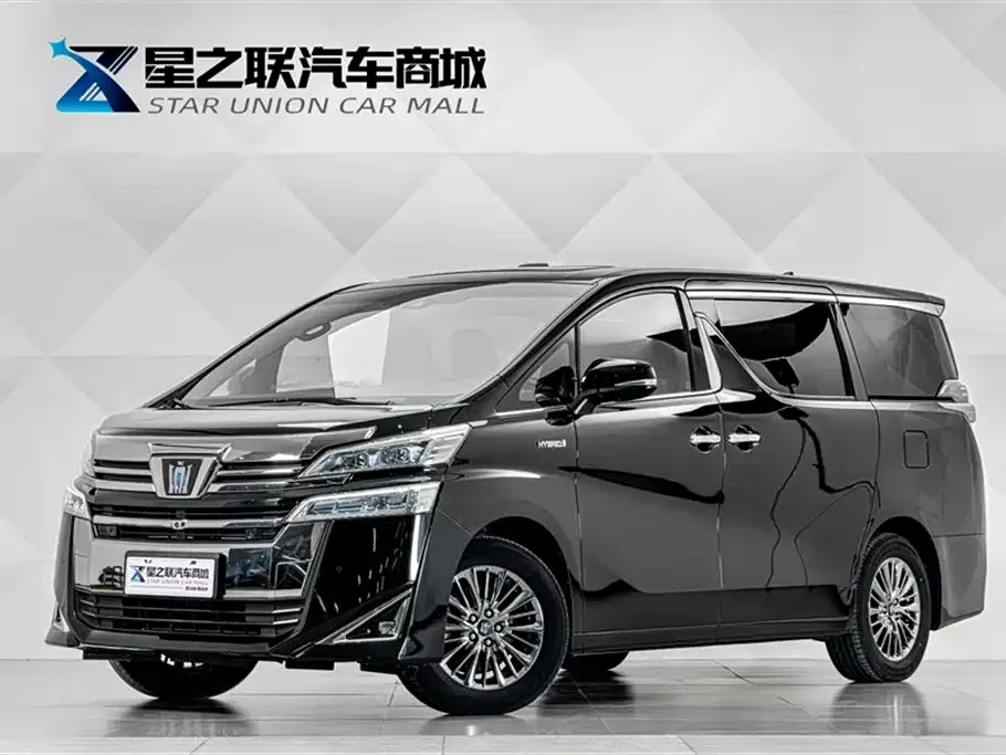 Toyota Vellfire — фото 1
