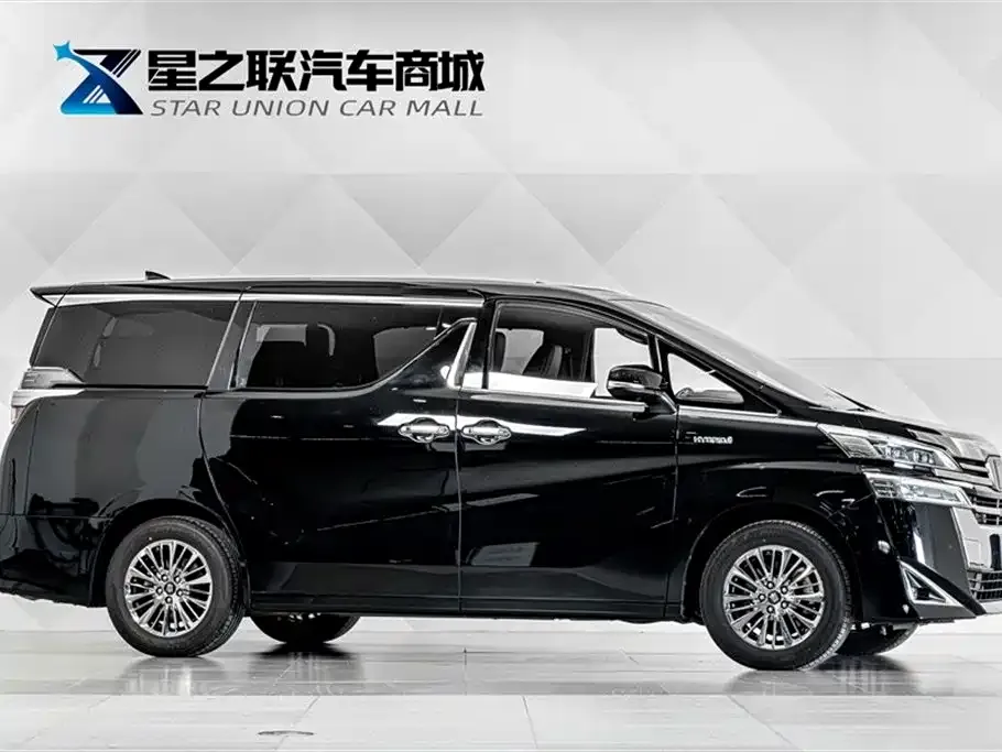 Toyota Vellfire — фото 8