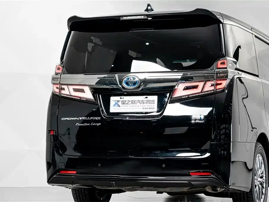 Toyota Vellfire — фото 4