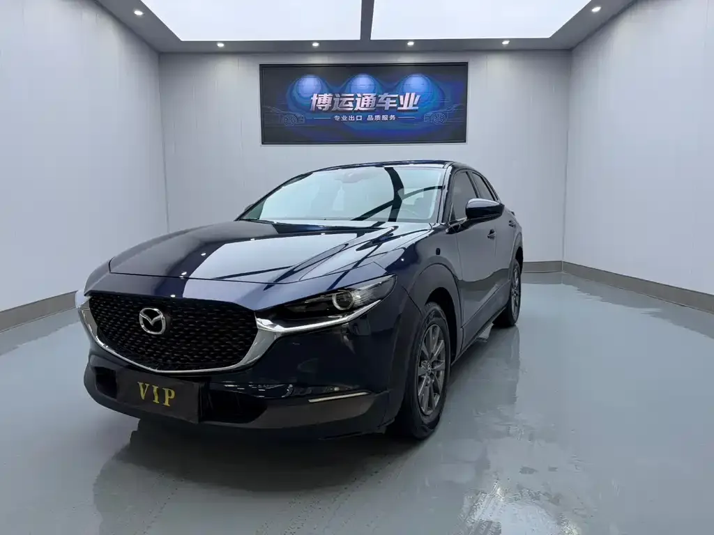 Mazda CX-30 — фото 1