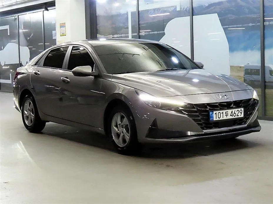 Hyundai AVANTE 2023 из KR, фото 1