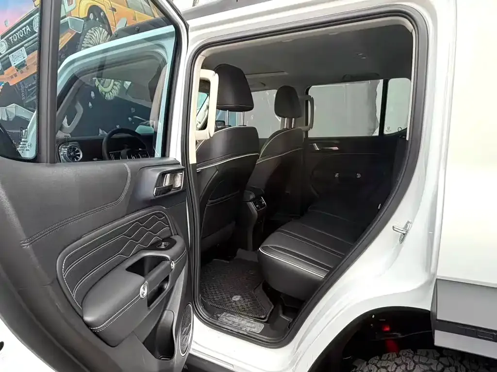 Tank 300 — фото 6