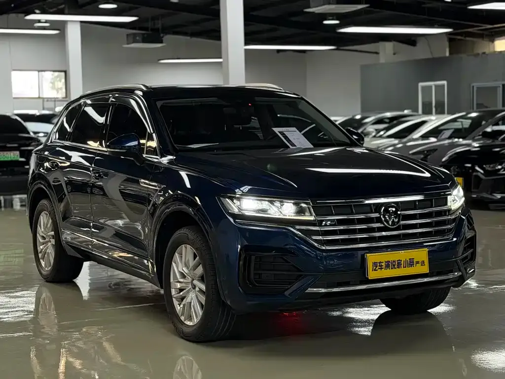 Volkswagen Touareg 2021 из CN, фото 2