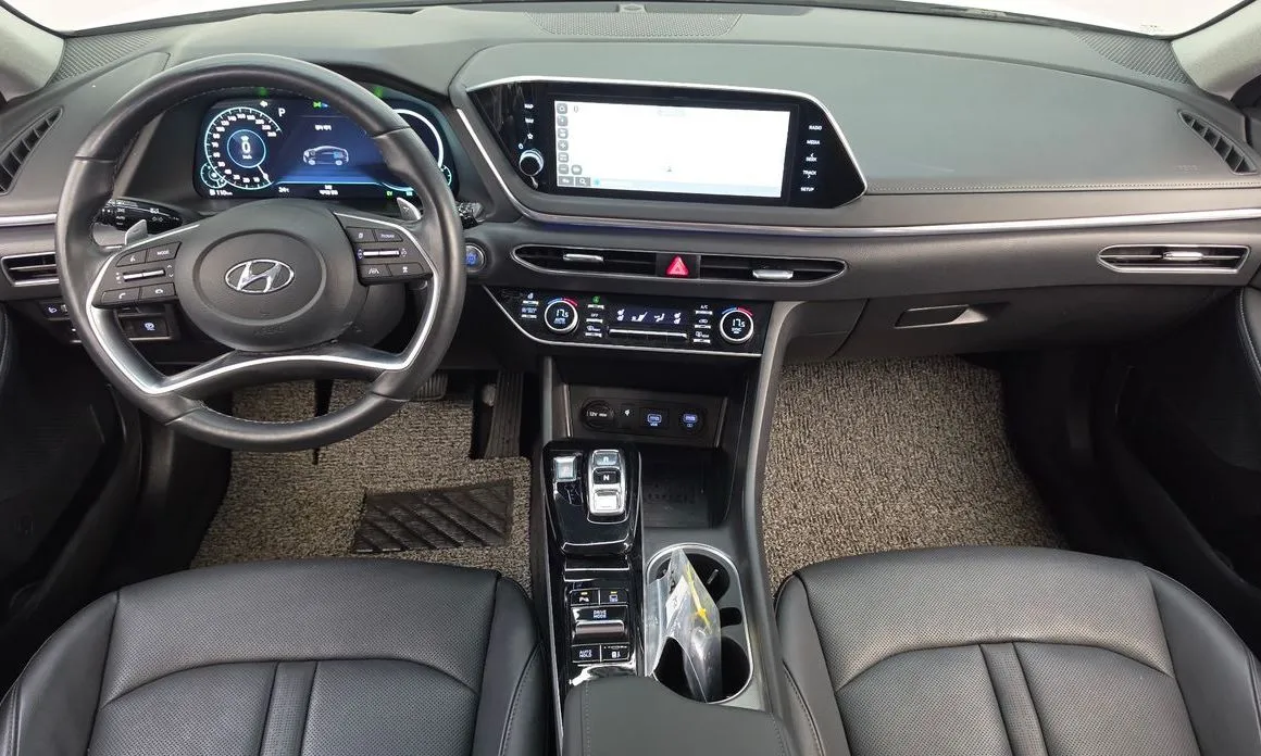 Hyundai Sonata 2023 из KR, фото 4