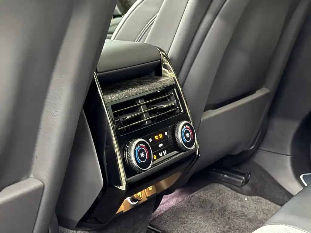 Land Rover Sport PHEV 2025 из CN, фото 4