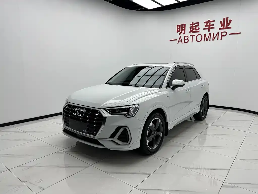Audi Q3 — фото 6