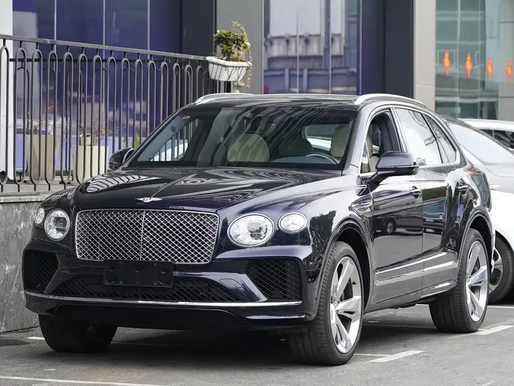 Bentley Bentayga — фото 1