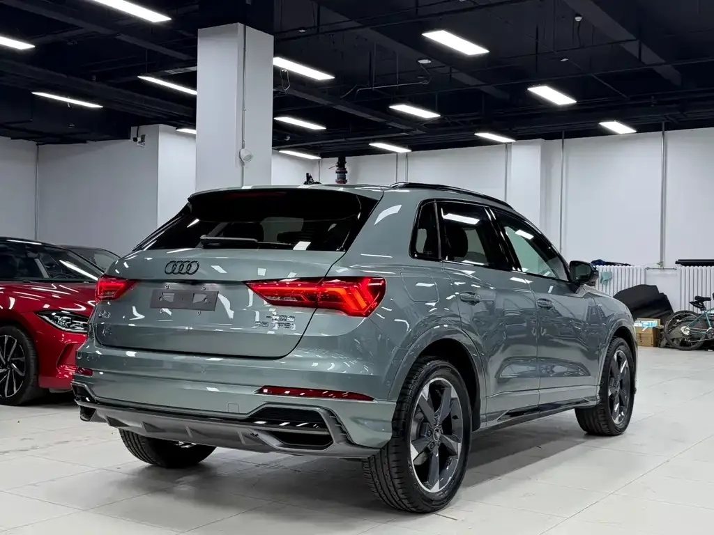 Audi Q3 — фото 4