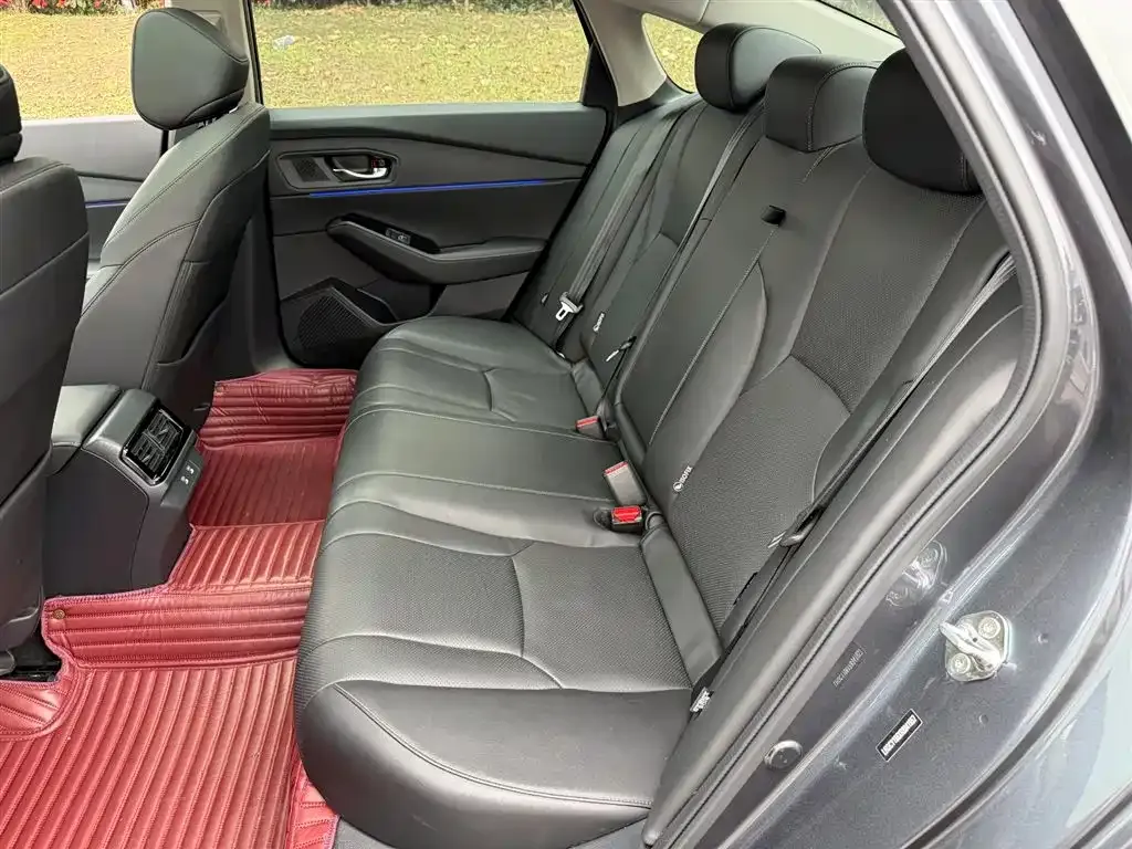 Honda Accord — фото 3