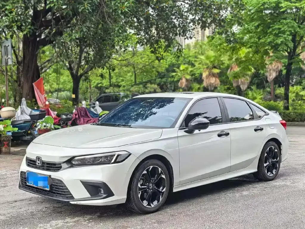 Honda Civic — фото 1