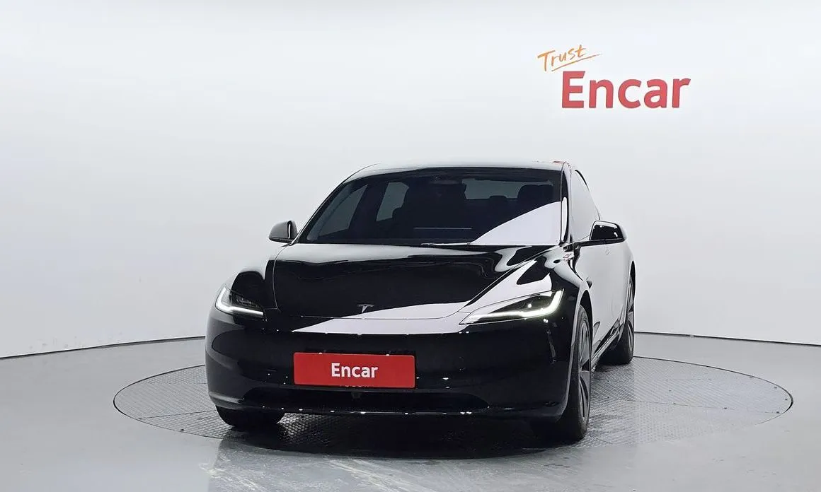 Tesla Model 3 2025 из KR, фото 2