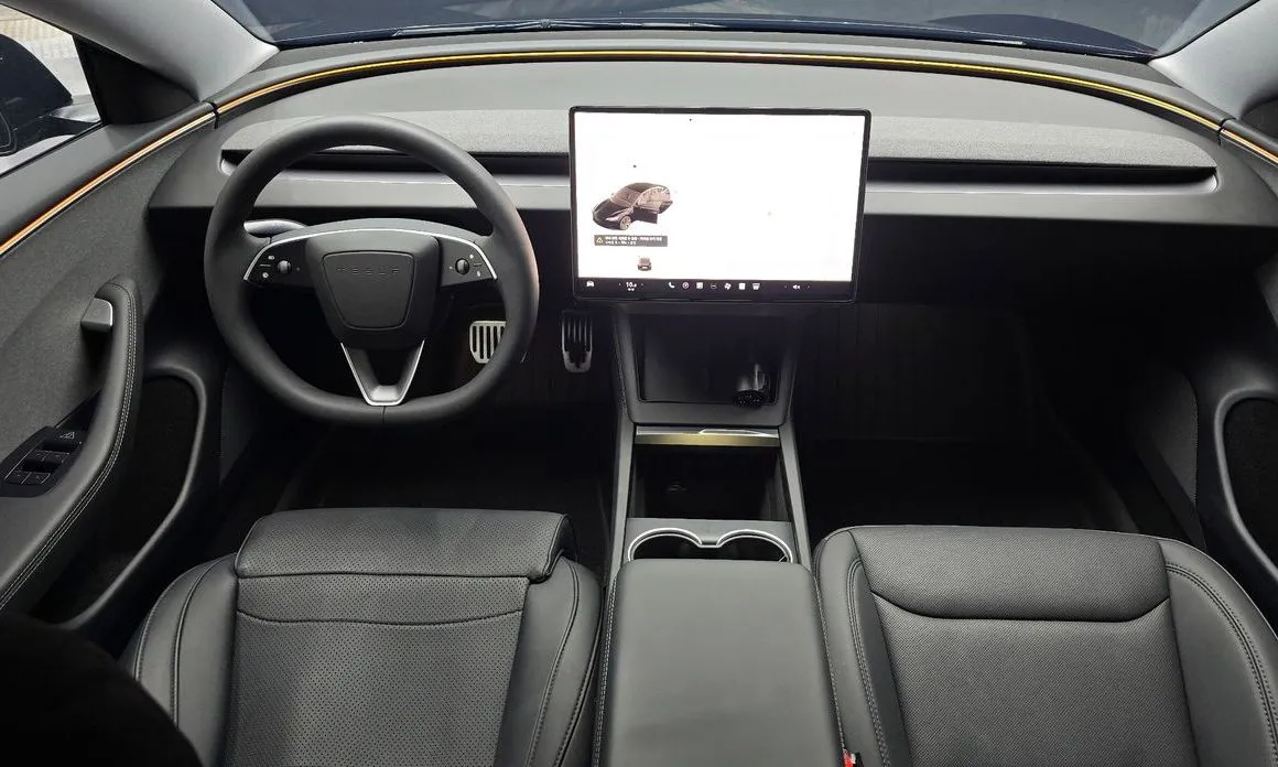 Tesla Model 3 2025 из KR, фото 8