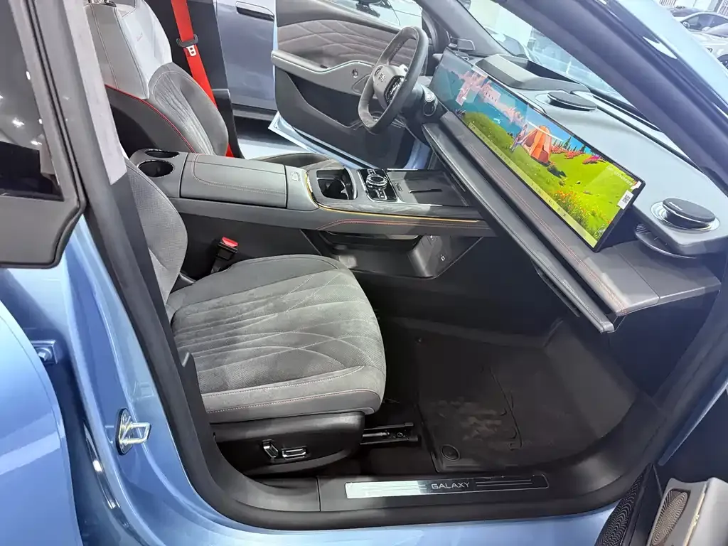 Geely Galaxy E8 2025 из CN, фото 8