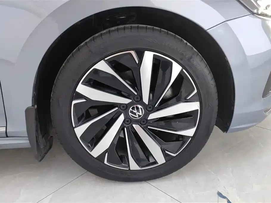 Volkswagen Passat — фото 5