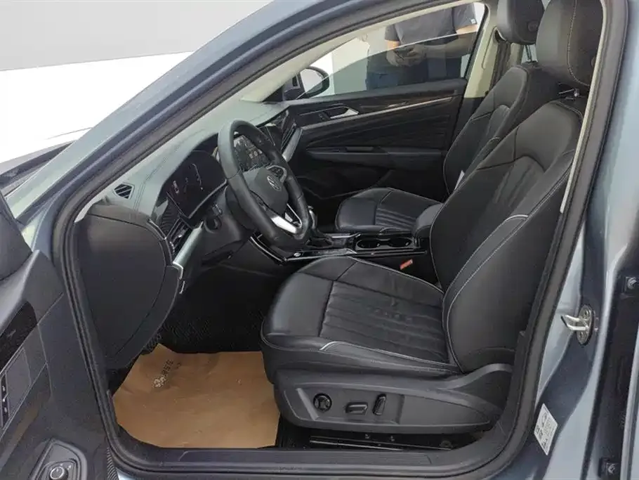 Volkswagen Passat — фото 9