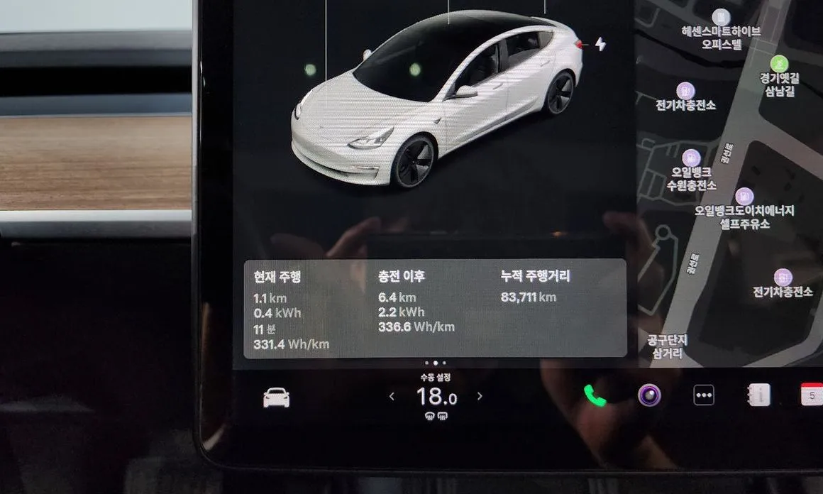 Tesla Model 3 — фото 10