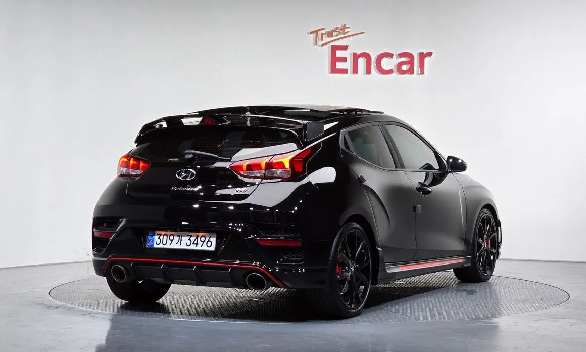 Hyundai Veloster — фото 2