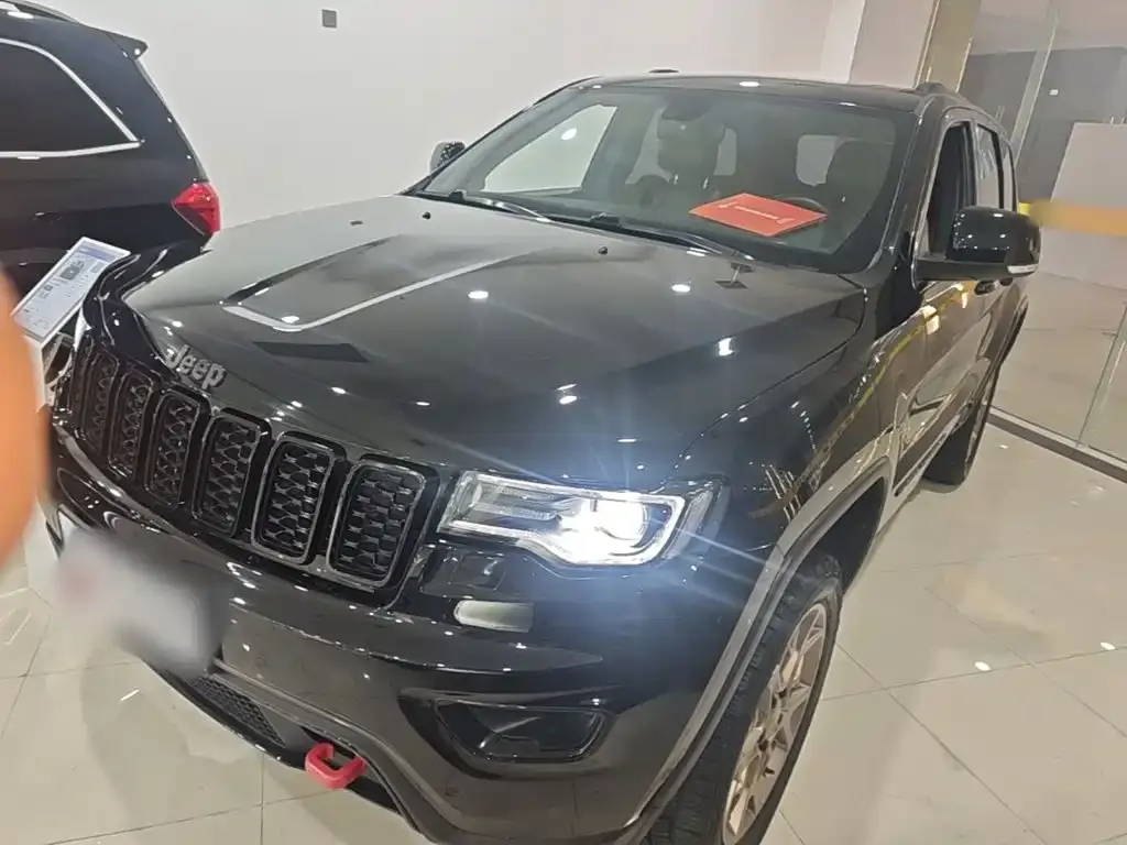 Jeep Grand Cherokee (Import) 2021 из CN, фото 3