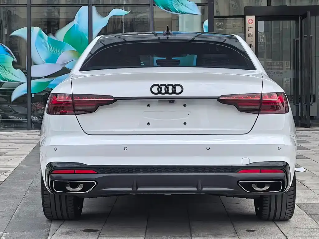 Audi A4L — фото 6