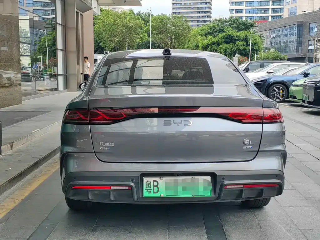 BYD Qin L — фото 4