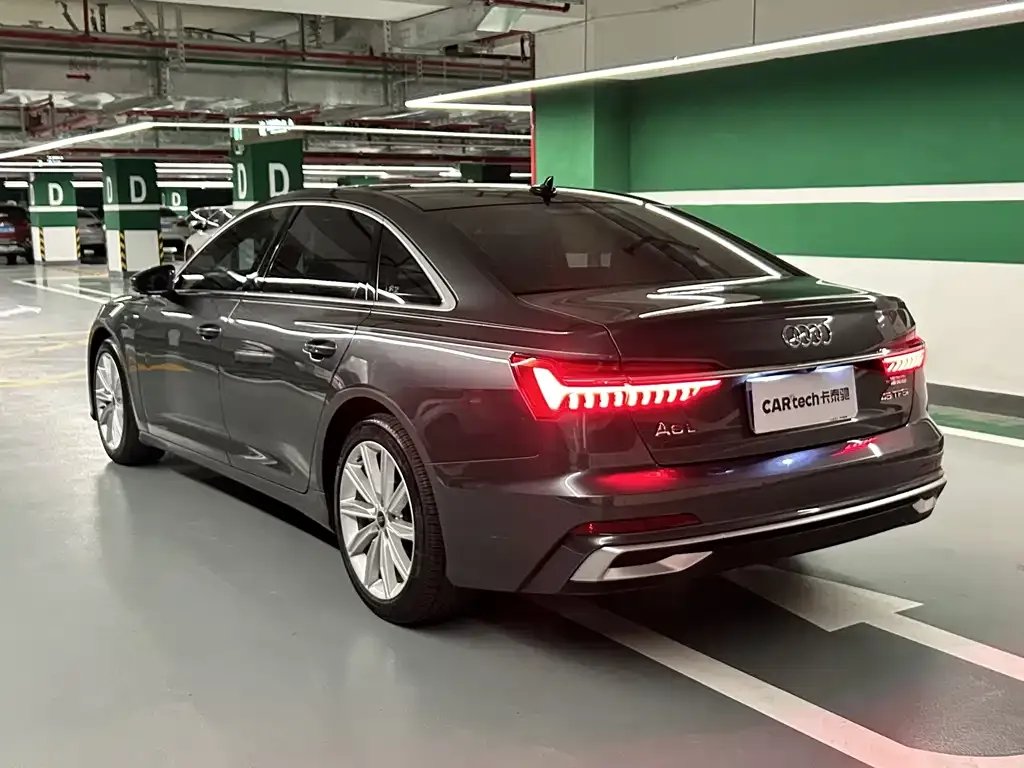 Audi A6L — фото 7