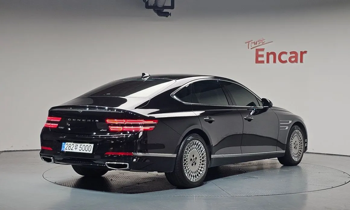 Genesis G80 — фото 10