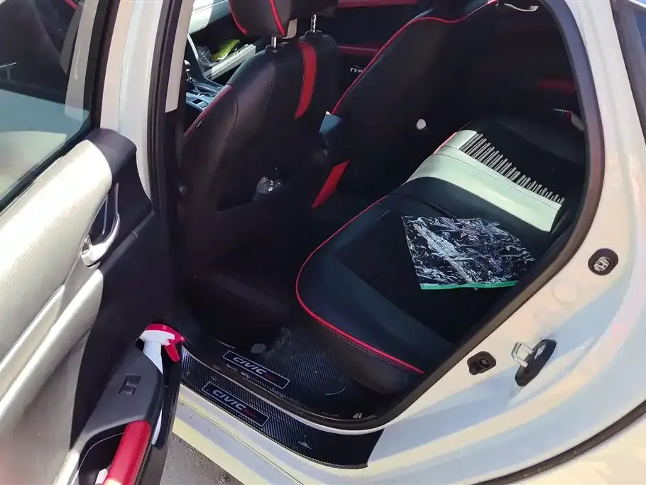 Honda Civic — фото 9